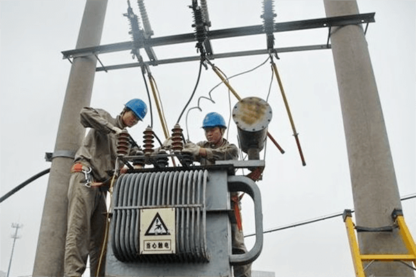 如何配置變壓器容量？